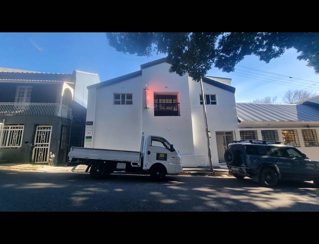 48M² SERVICED OFFICE TO LET IN CAPE TOWN CITY CENTRE